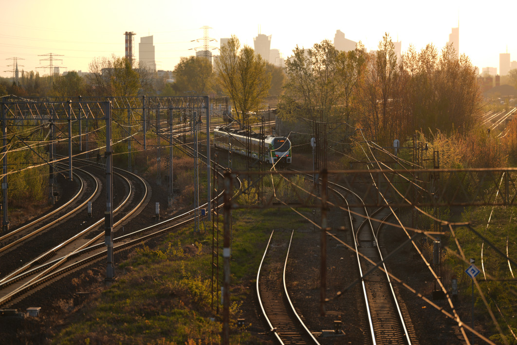 1/2500 s, f/1.4, ISO 50, 135.0 mm
