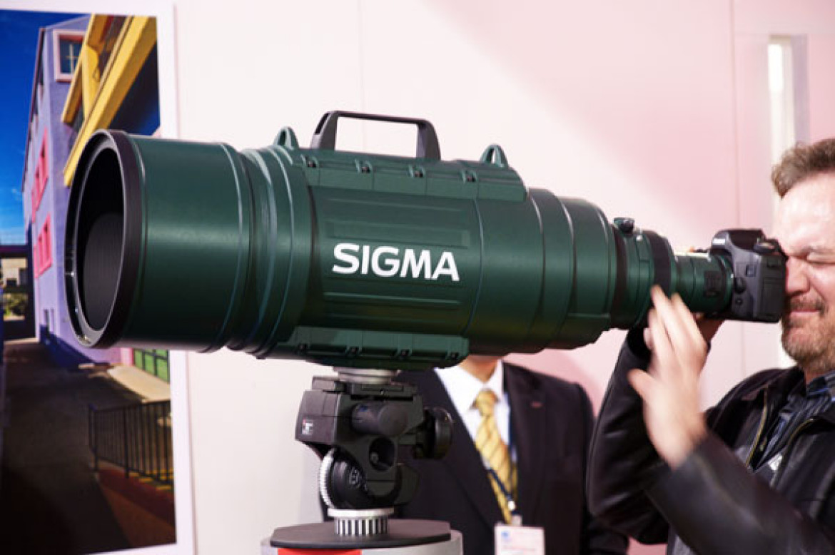 zielona Sigma APO 200-500 f/2.8 EX DG