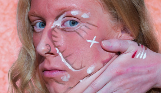 Ilona Szwarc: „I am a Woman and I Feast on Memory“