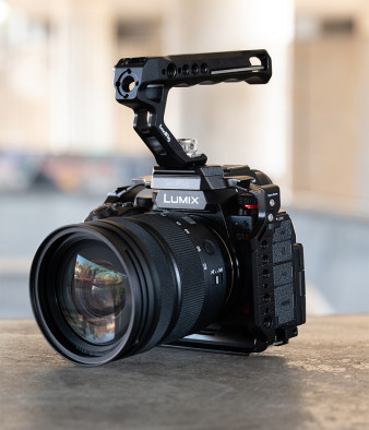 Czym filmować w 2026 roku? Oto 7 cech, które czynią Lumixa S1II najlepszą hybrydą na rynku