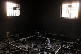 fot. Adriane Ohanesian, Sudan, mieszkania ograbione i spalone przez armię rządową Sudanu Południowego