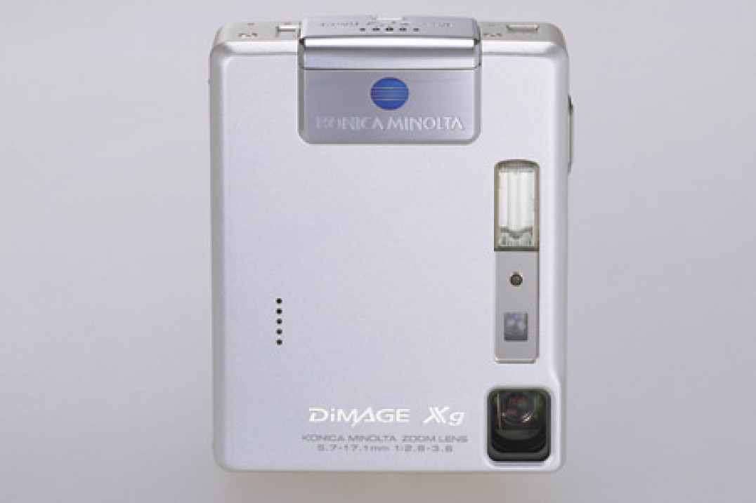 Konica Minolta DiMAGE Xg i X21 - dwa maluchy