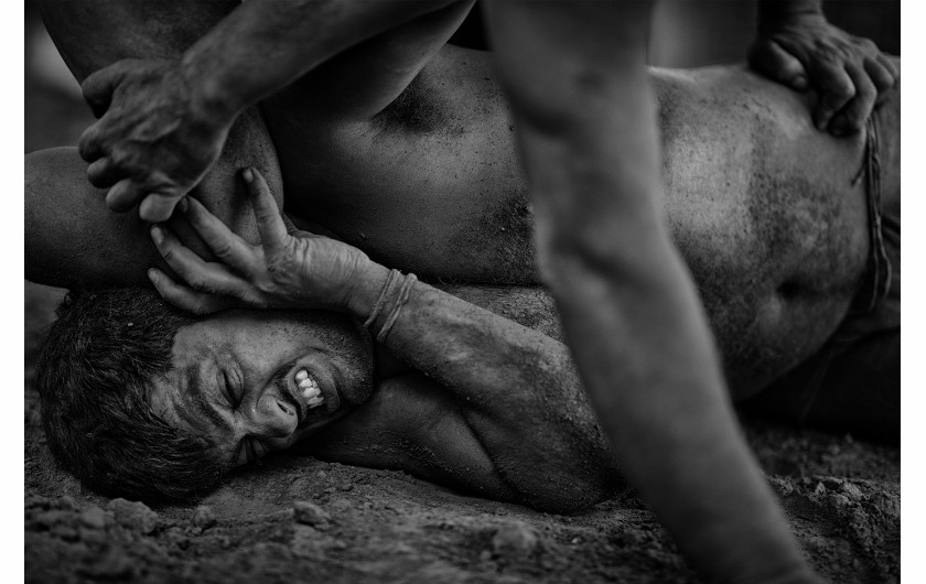 fot Mauro De Bettio, Pain Passion, wyróżnienie w kategorii People / Urban Photo Awards 2019
