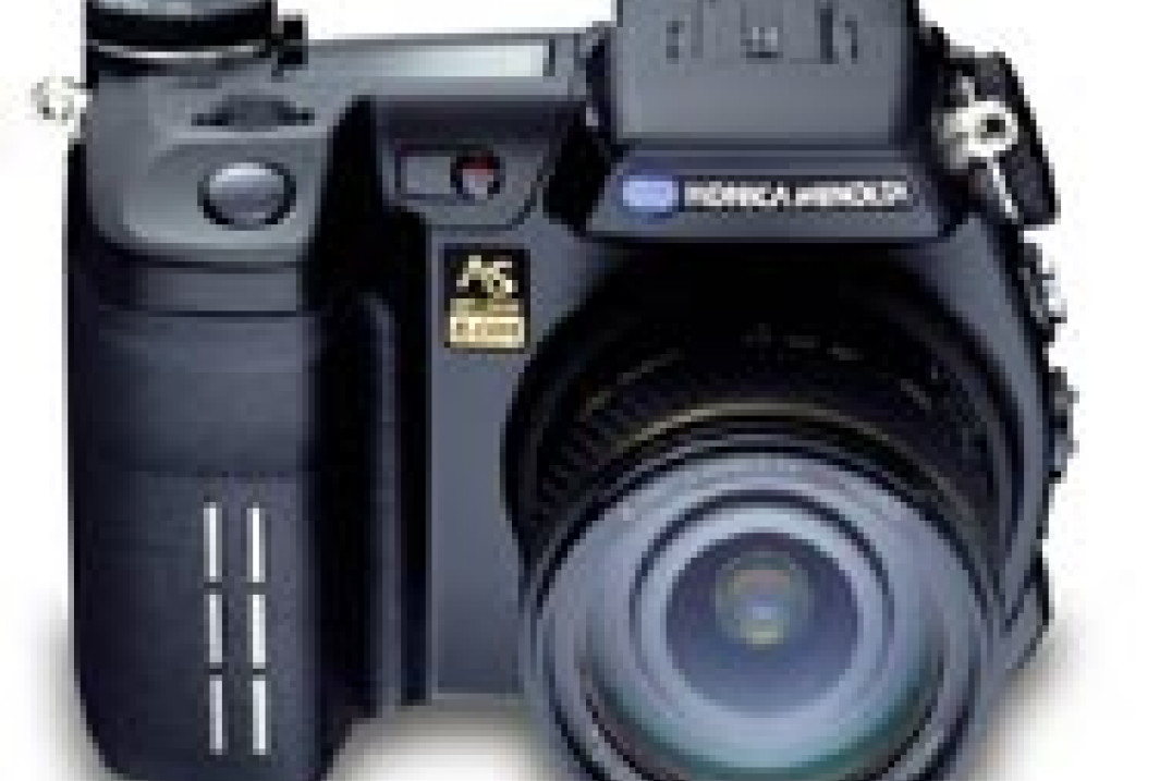 Konica Minolta DiMAGE A2 - teraz 8 megapikseli