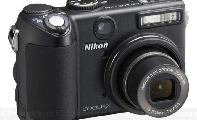  Nikon Coolpix P5100 - zaawansowany maluch