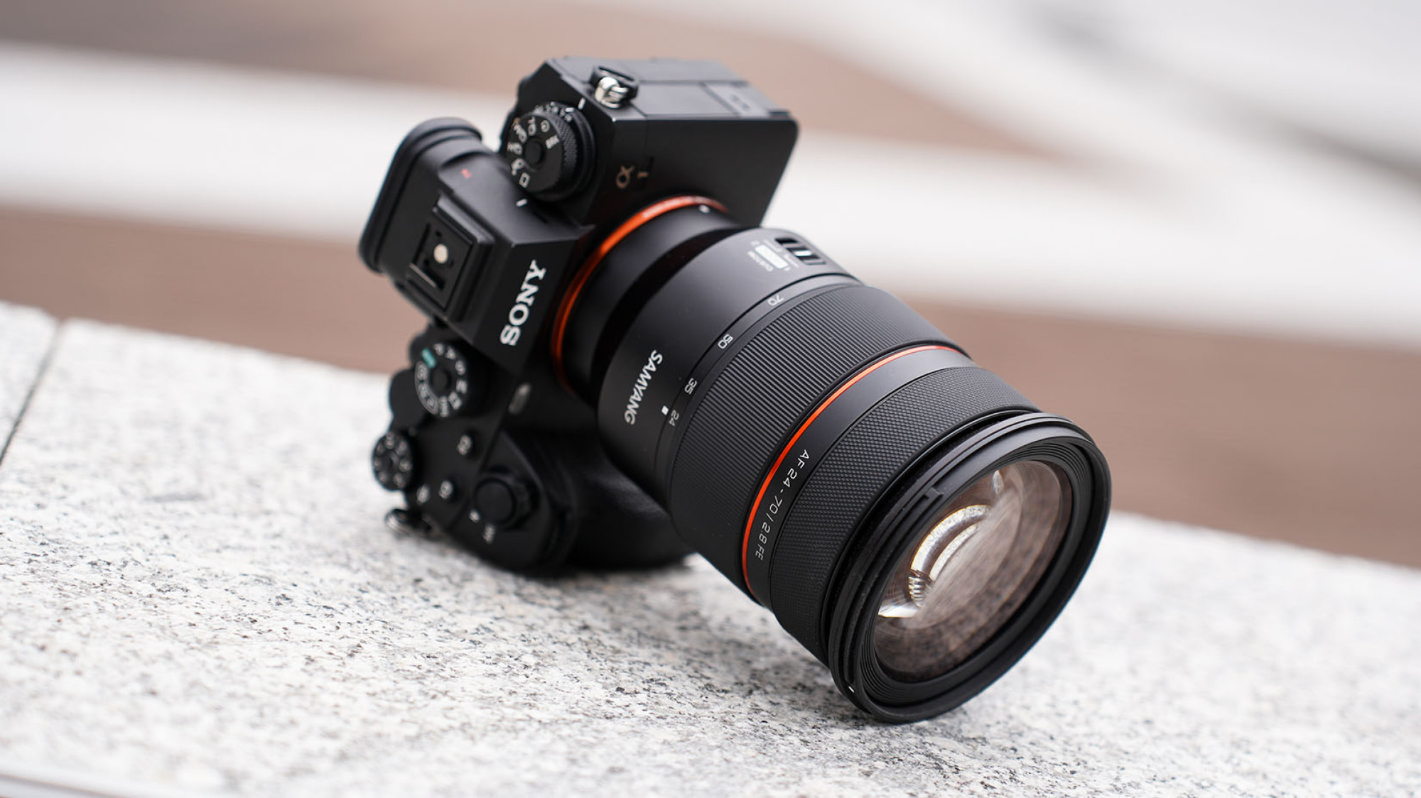 SAMYANG AF 24-70mm F2.8 FE ソニーE用 i-samyang-af-24-70mm-f2-8-sony
