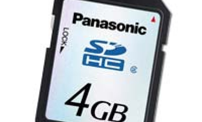  Panasonic zapowiedział kartę SD o pojemności 4GB