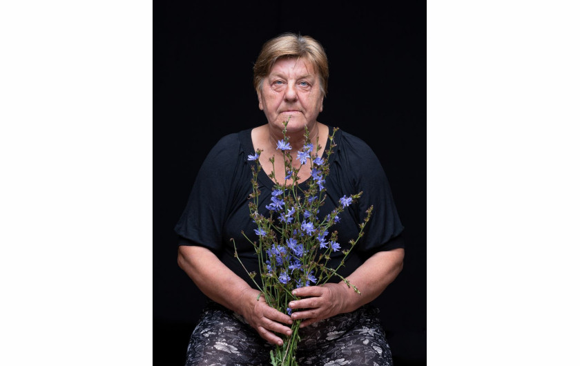 fot. Dominika Koszowska, The Last Herb Pickers, Srebrny medal w amatorskiej kategorii Editorial