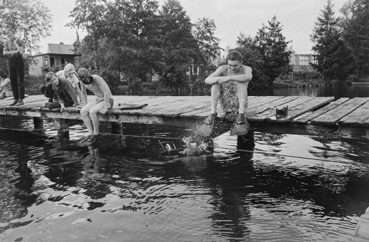 Rzeczywistość lat 70. XX wieku okiem młodego fotografia - zdjęcia Macieja Musiała w Fundacji Archeologia Fotografii