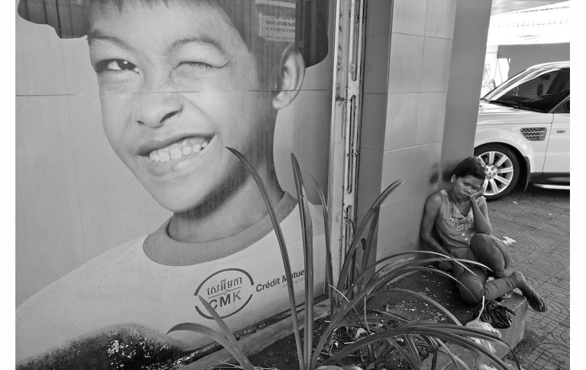 fot. Vincent De Wilde D'Estmael, z cyklu Ads and Street Art in Phnom Penh, Cambodia, 1. nagroda w kategorii Street / Monovisions Photography Awards 2019