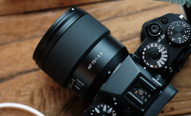  Samyang AF 75 mm f/1.8 do Fujifilm X - lekki, jasny i niedrogi obiektyw portretowy