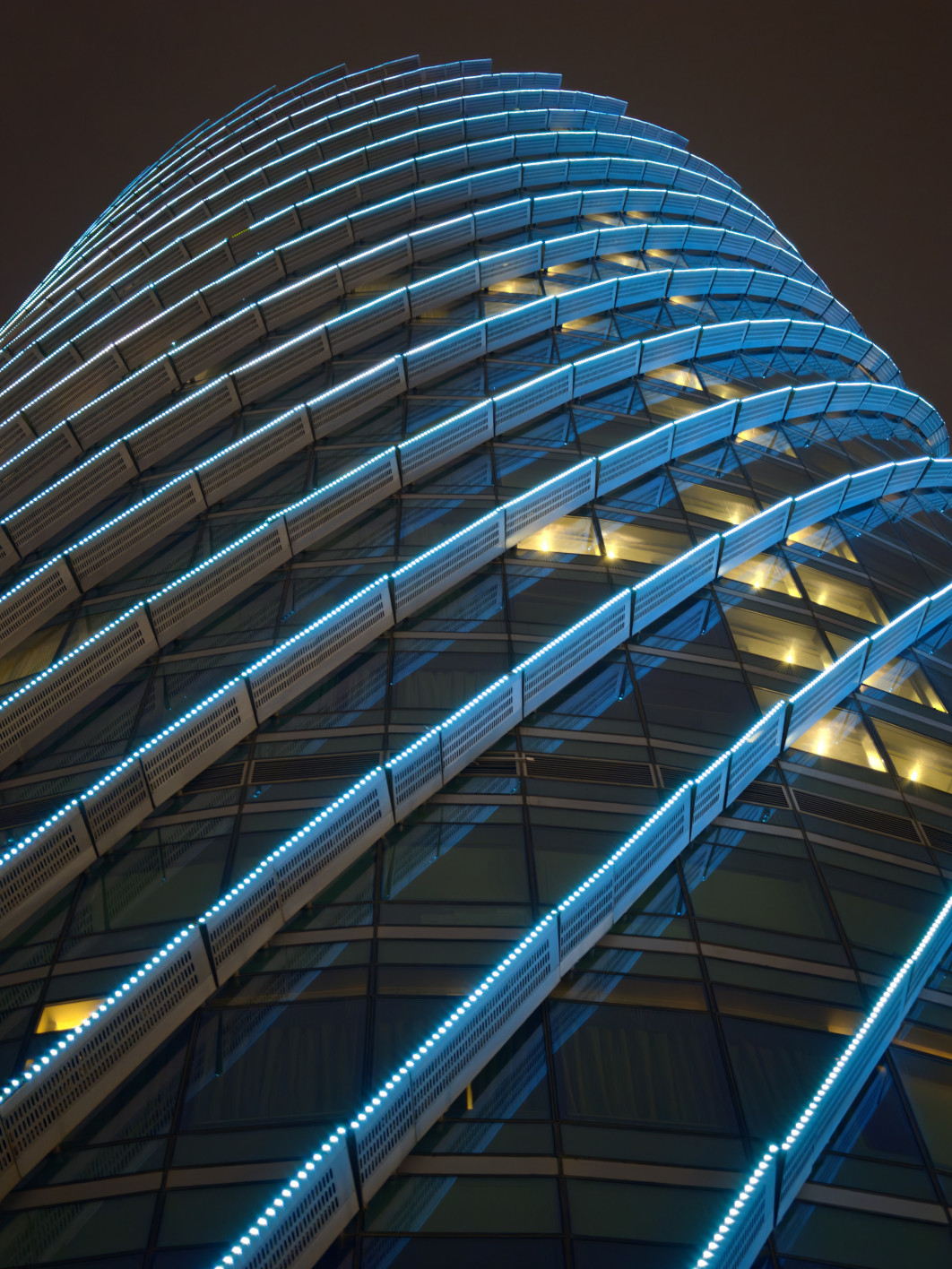 1/11 s, f/2.2, ISO 1000, 20.1 mm