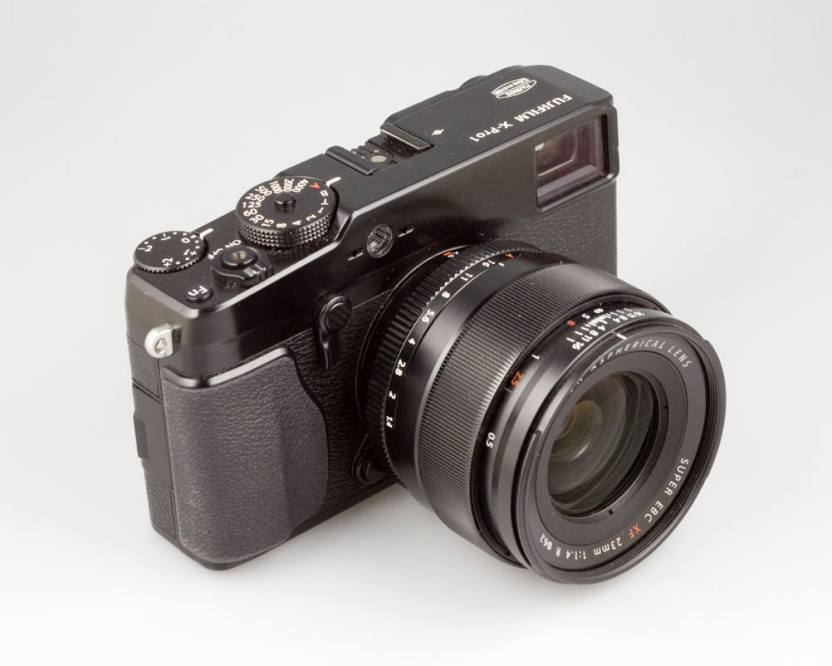 Fujifilm X-Pro 1 z  obiektywem Fujifilm Fujinon XF 23mm f/1,4 R