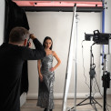 Oświetlenie filmowe w fotografii portretowej - GlareOne LED 300 BiColor D w praktyce