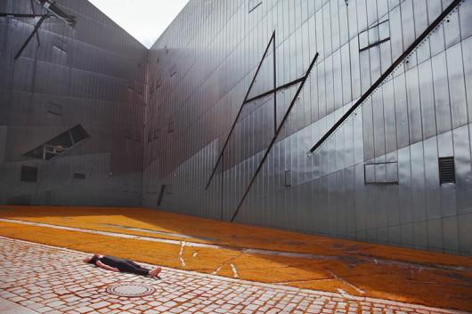 fot. Anna Di Prospero, Urban Self-portrait