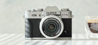 Fujifilm X-T30 II - nowy ekran, zwiększona wydajność i… wyższa cena
