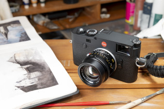 Leica M10-R - znany styl i elegancja z nową matrycą 40 Mp na pokładzie