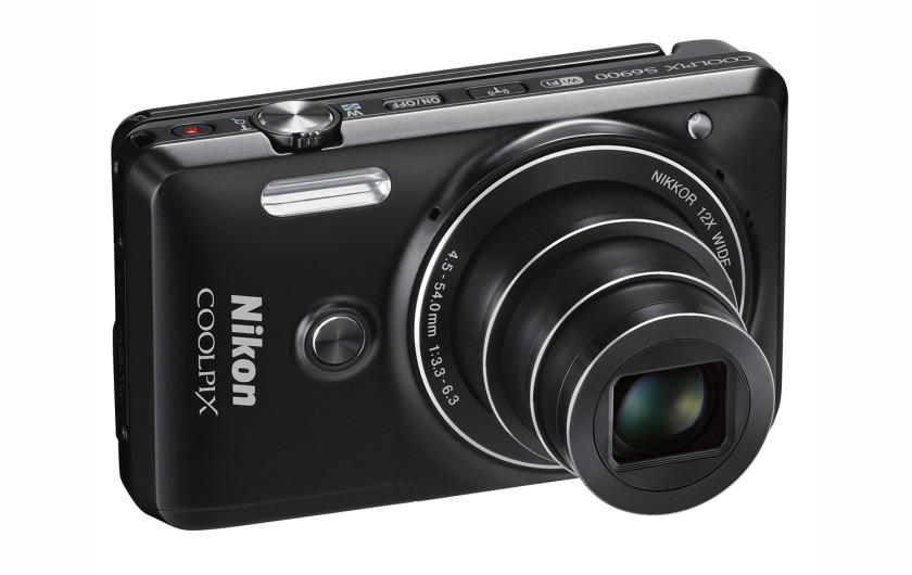 Nikon Coolpix S6900