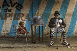 fot. Tariq Zaidi, z projektu "Sapeurs. Ladies and Gentlemen of the Kongo"
