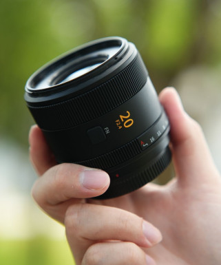Sirui Swift 20 mm f/2.4 i 40 mm f/2.2 budżetowe i poręczne obiektywy do Sony E i L-Mount