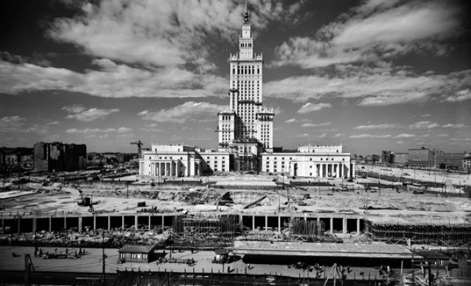  Fotografie Władysława Sławnego w DSH w Warszawie