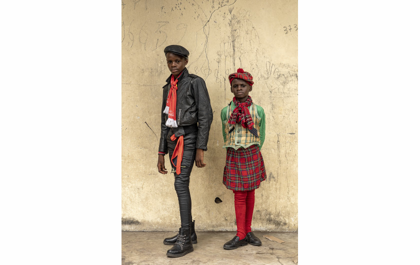 fot. Tariq Zaidi, z projektu Sapeurs. Ladies and Gentlemen of the Kongo