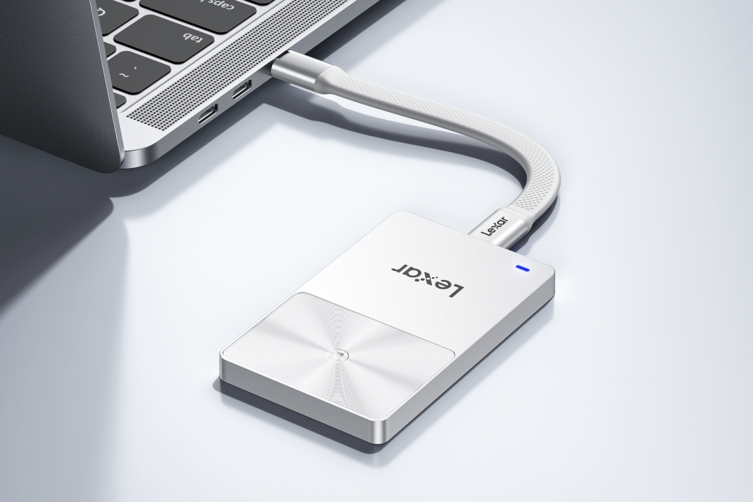 Przenośny dysk, który odblokujesz po zbliżeniu smartfona. Lexar wprowadza TouchLock Portable SSD z autoryzacją NFC