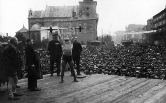 Zobacz życie międzywojennej Warszawy na wystawie w Domu Spotkań z Historią
