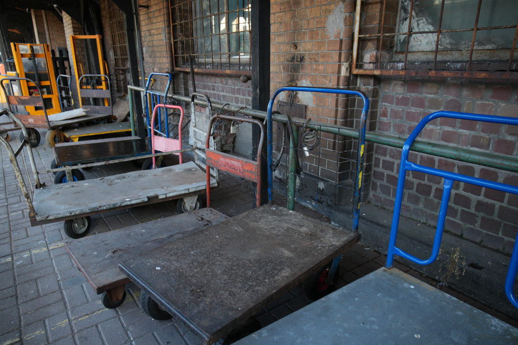 1/250 s, f/4, ISO 800, 24.0 mm