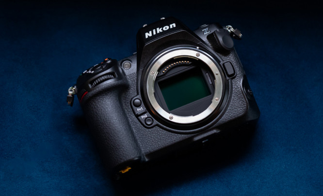  Nikon Z8 - flagowa wydajność zamknięta w mniejszym korpusie