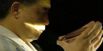 “Bending the light” - ciekawy dokument o produkcji optyki