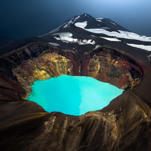fot. Isabella Tabacchi, z cyklu Kamchatka: to The Abyss of The Earth, 1. miejsce w kategorii Nature i tytuł Fotografa Roku / Moscow International Foto Awards 2020