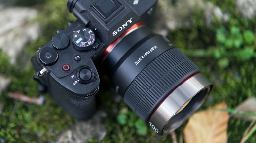 Samyang V-AF 100 mm T2.3 FE - długa ogniskowa w kompaktowej obudowie dołącza do rodziny filmowych szkieł AF