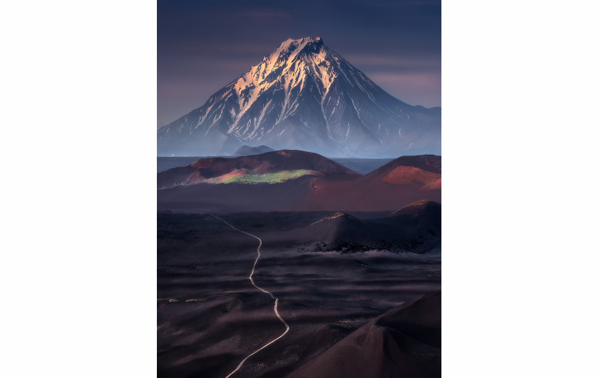 fot. Isabella Tabacchi, z cyklu Kamchatka: to The Abyss of The Earth, 1. miejsce w kategorii Nature i tytuł Fotografa Roku / Moscow International Foto Awards 2020