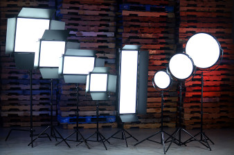 Fotodiox Pro FACTOR to nowa kolekcja paneli LED dla fotografów i filmowców