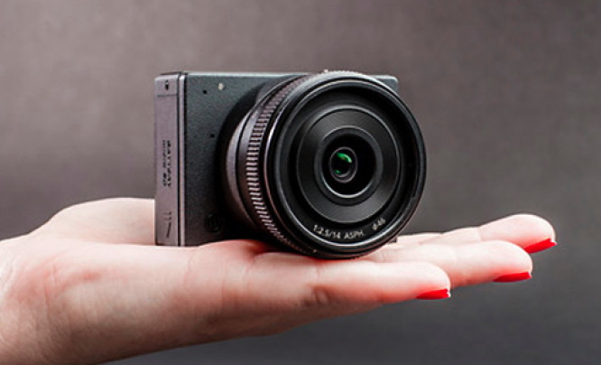 Z Camera E1 - najmniejsza na świecie kamera 4K z mocowaniem Mikro Cztery Trzecie trafia do sprzedaży