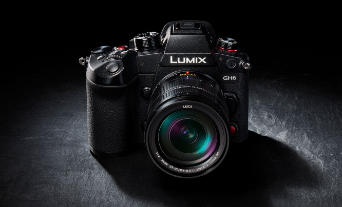 Panasonic Lumix GH6 - filmująca bestia za 10 tys. złotych