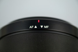 Sony FE 90 mm F2,8 MACRO G OSS - włączony MF