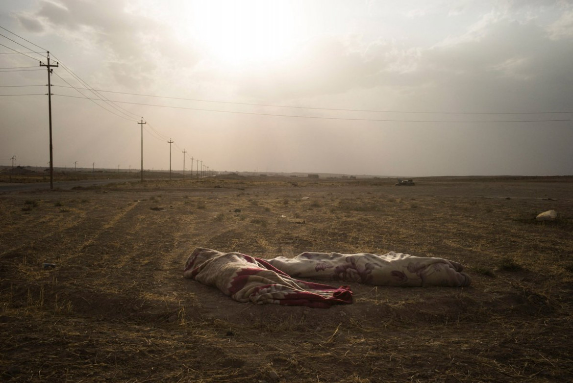 fot. Emilien Urbano, z cyklu "War of a Forgotten Nation"

Cykl dokumentuje zmagania kurdyjskich milicji w walce z Państwem Islamskim

