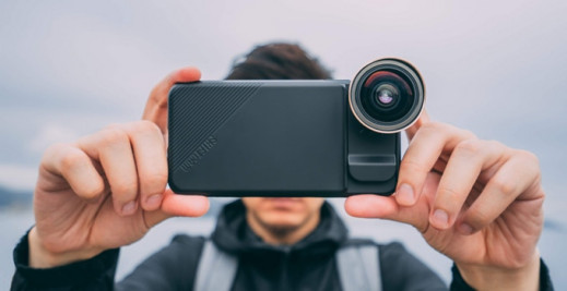 ShiftCam 12 mm to asferyczny szerokokątny obiektyw do smartfona