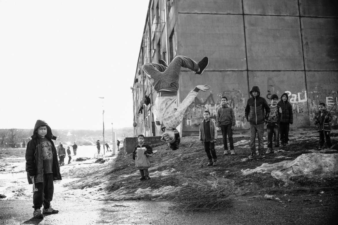 fot. Damian Lemański, z cyklu "Kids of Lunik IX" / Urban Photo Awards 2022