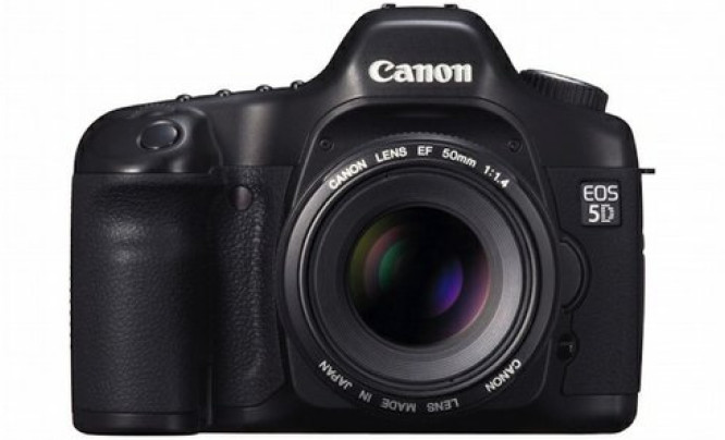 Darmowa naprawa lustra w aparatach Canon EOS 5D tylko do 30 września