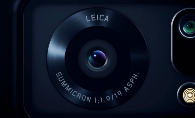  Sharp Aquos R6 - smartfon z 1-calową matrycą i optyką Leica
