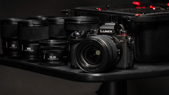 Pełnoklatkowe bezlusterkowce Lumix S - wybierz właściwy model dla siebie [PRZEGLĄD OFERTY]