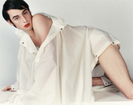 fot. Mario Testino, Philippe, Upstreet, Paryż, 2000