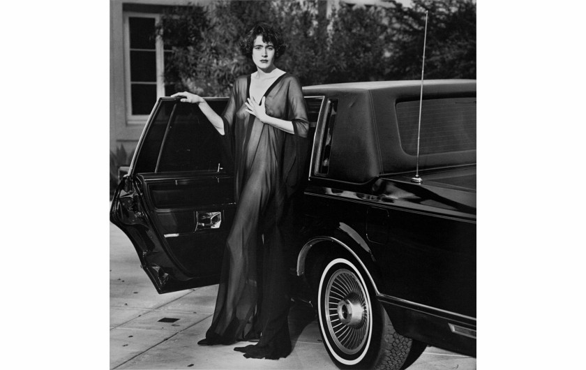 fot. Helmut Newton, Sean Young, California, 1990