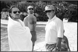 fot. Jean Pigozzi, Bono, The Edge i Jack Nicholson, Antibes, 1994