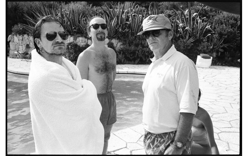 fot. Jean Pigozzi, Bono, The Edge i Jack Nicholson, Antibes, 1994