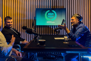 Pojedynek flagowców, wysyp obiektywów, problemy z dostawami... Jaki był ten rok, i co nas czeka w 2022? [Podcast]