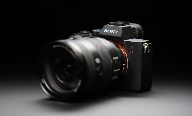 Sony obejmuje drugą pozycję na światowym rynku aparatów